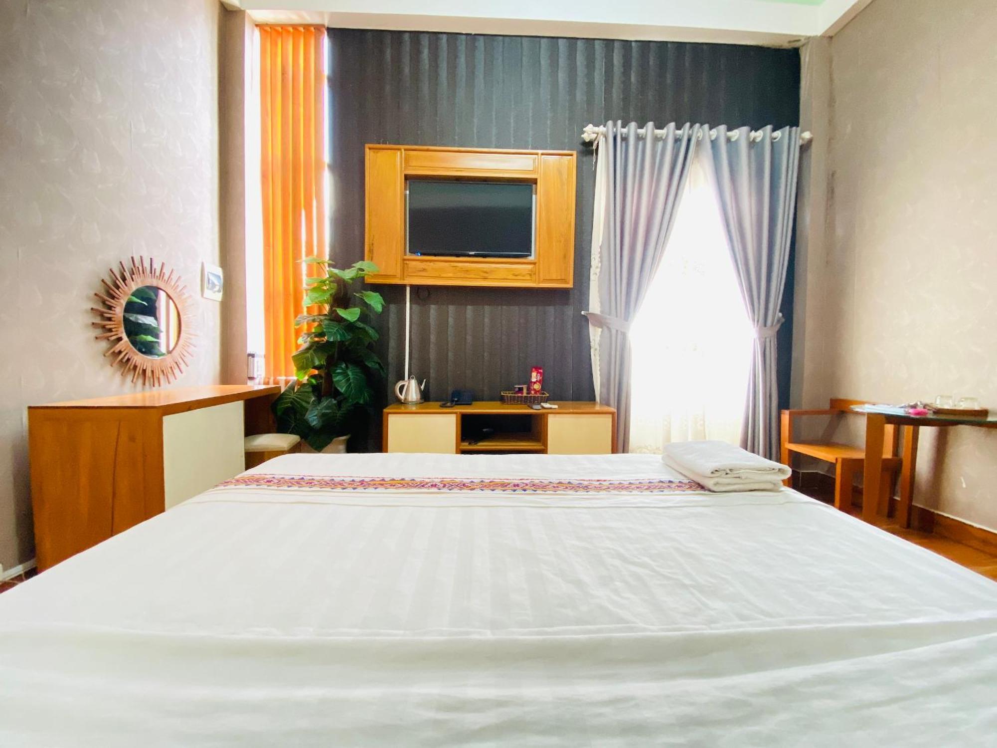 Hong My Hotel Kon Tum Exterior foto